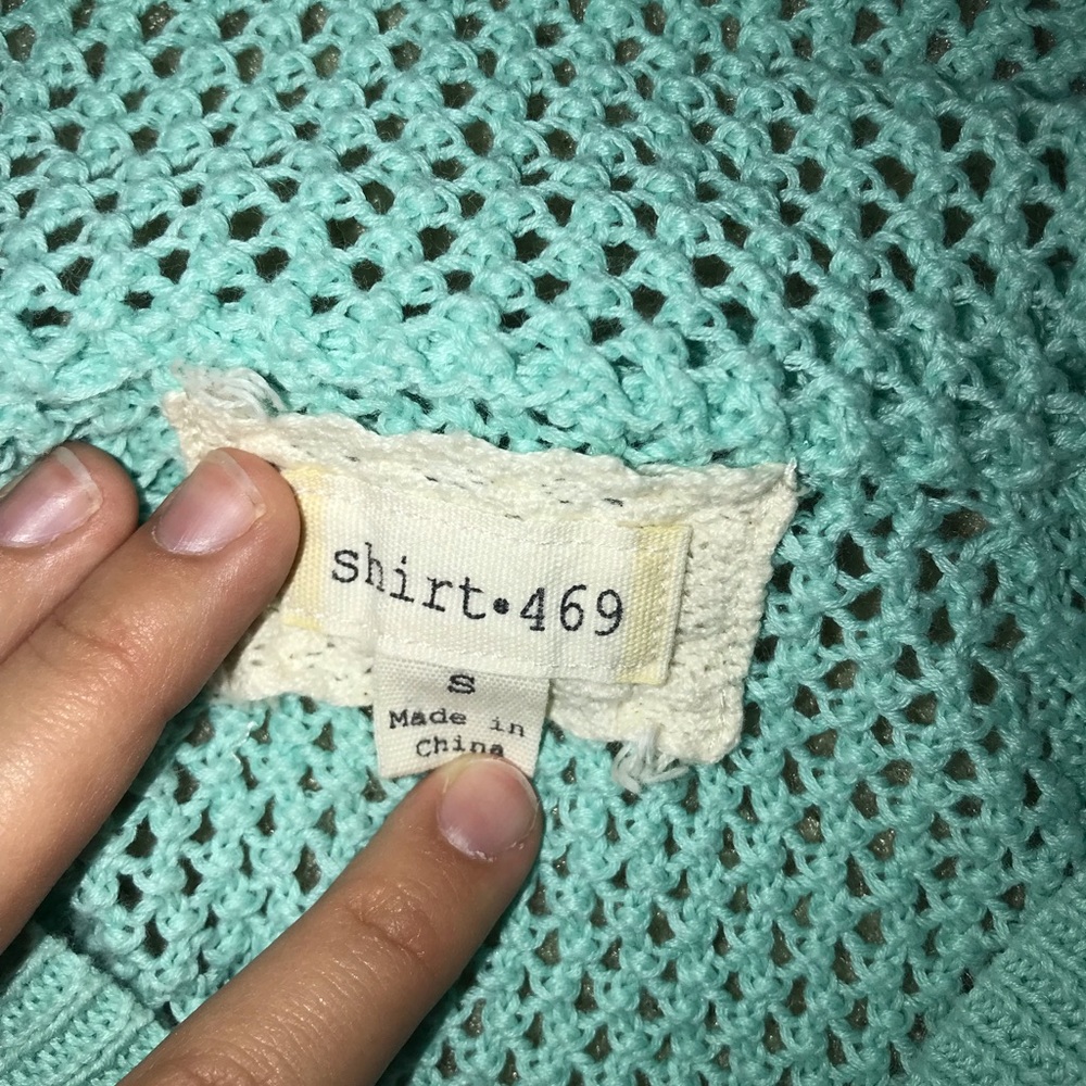 sweater - Picture 2 of 2